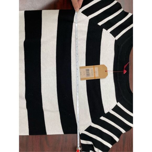 NWT Red Camel Atlas Ivory and Black Table Sweater Size Small - Picture 6 of 7